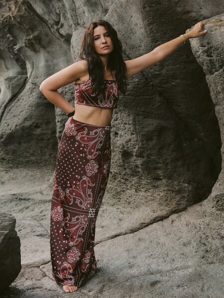 Chryssanthi - Paisley Crop Top Look
