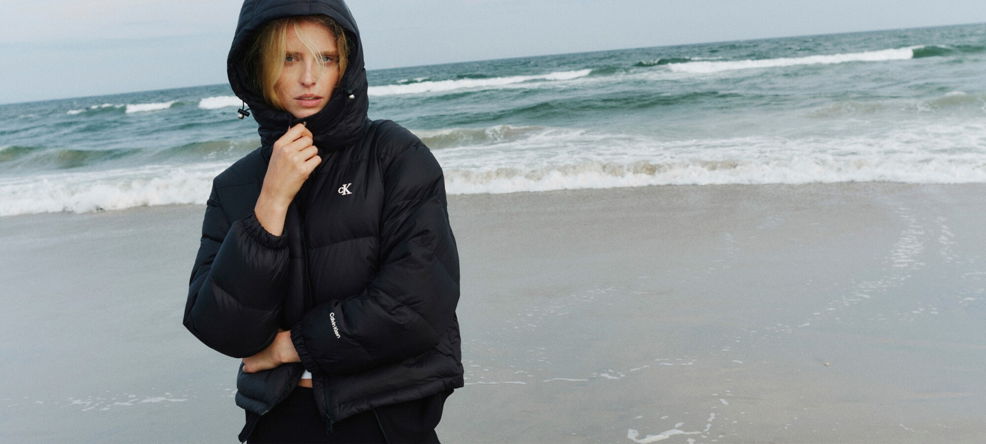 Profinjena vanjska odjeća Calvin Klein