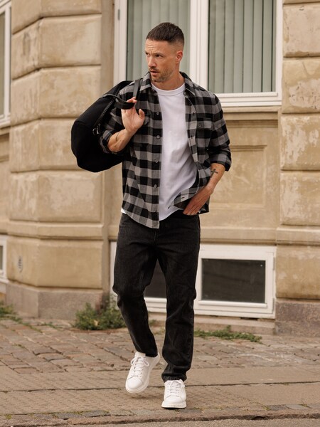 Daniel Fuchs - Checked Shirt Look