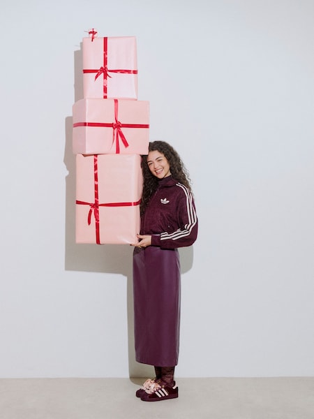 Scarlett - Burgundy Look by adidas Originals