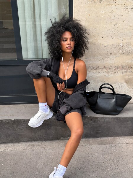 Nardos - Black Sporty Look by Champion