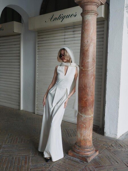 Millane - Elegant White Look
