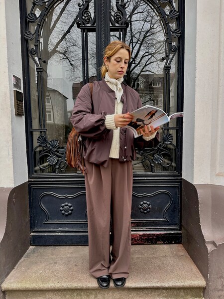 Ella - Brown With Strick Pullover Look