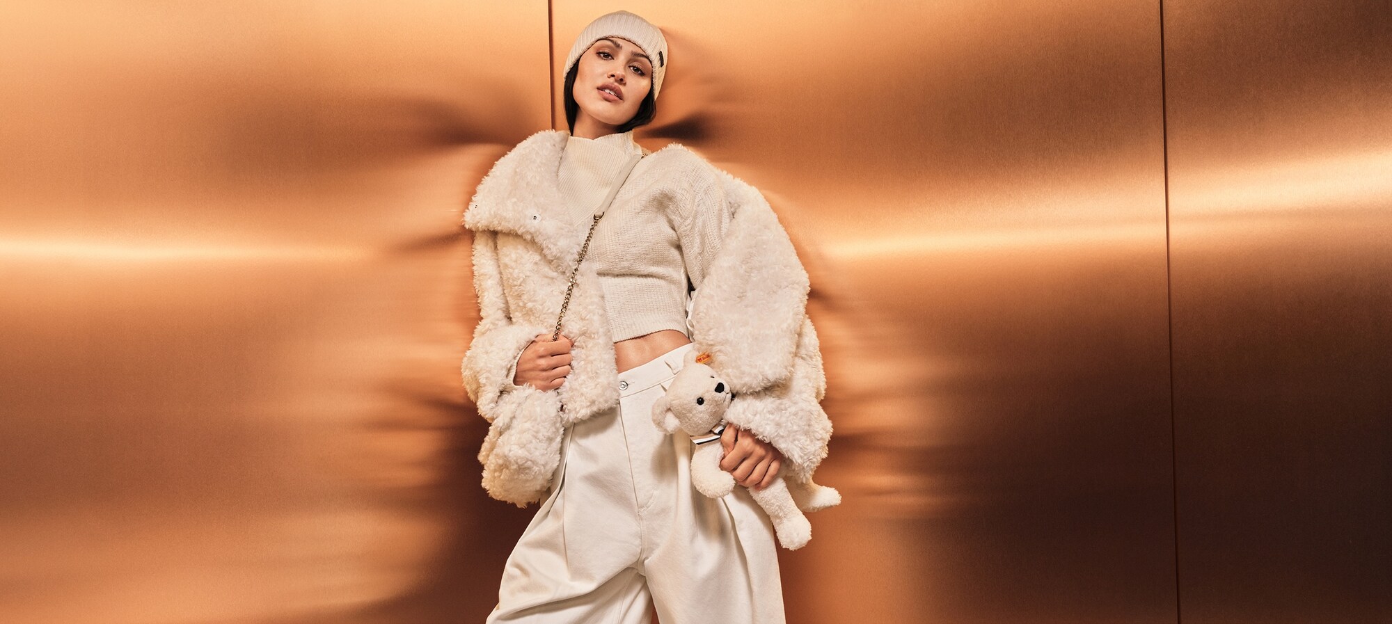 Snuggle up in style BOSS x Steiff