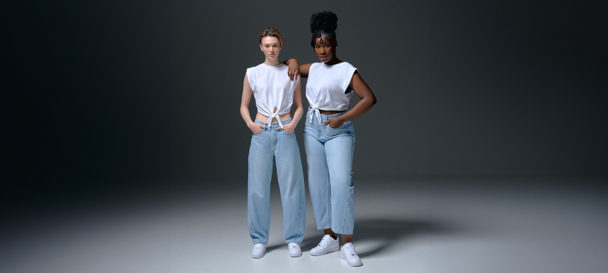 Za one koji vole skulpturalni dizajn Traperice bačvastog kroja