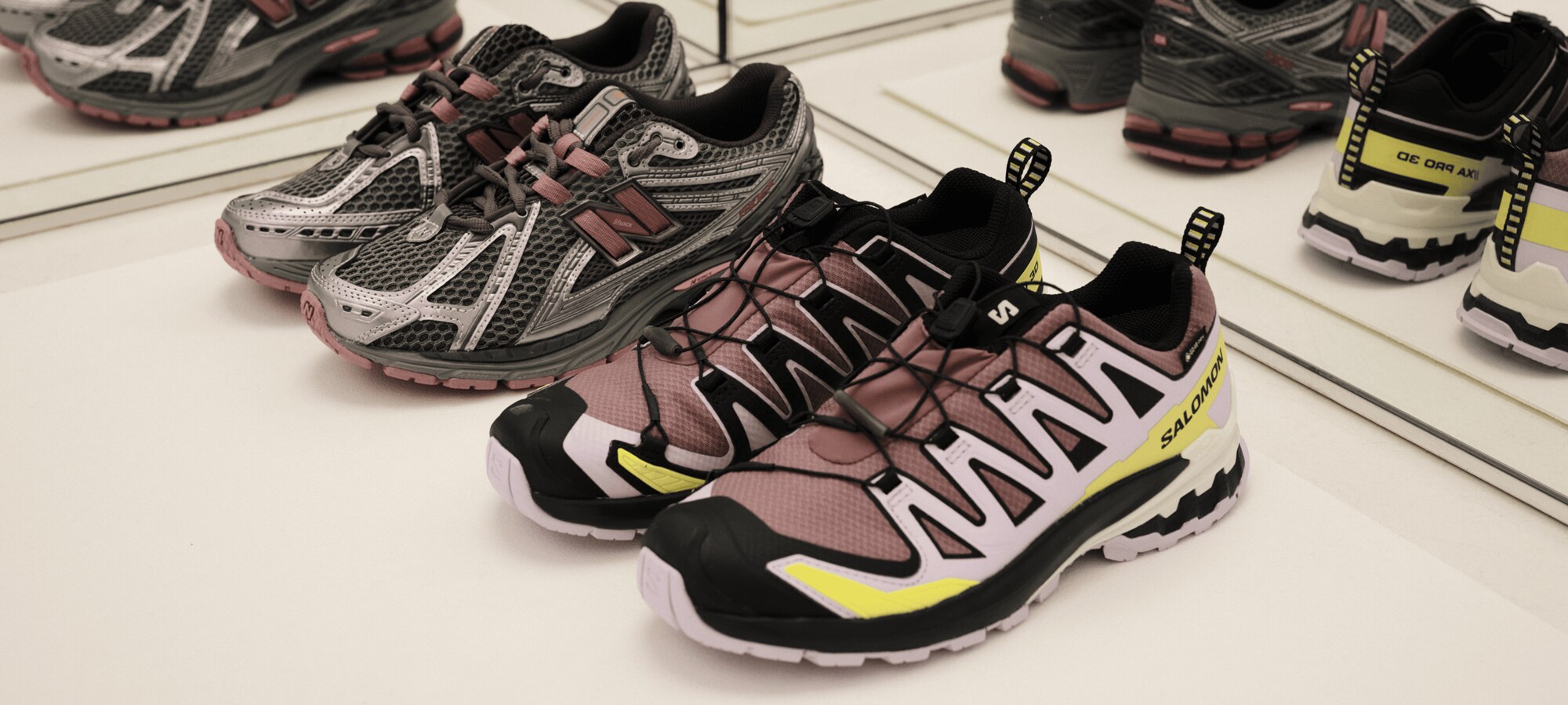 Favoriti gradskih ulica Vodeći trendovi u svijetu tenisica