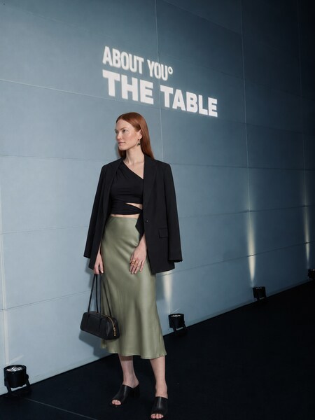 Anna - Satin Skirt Blazer Look