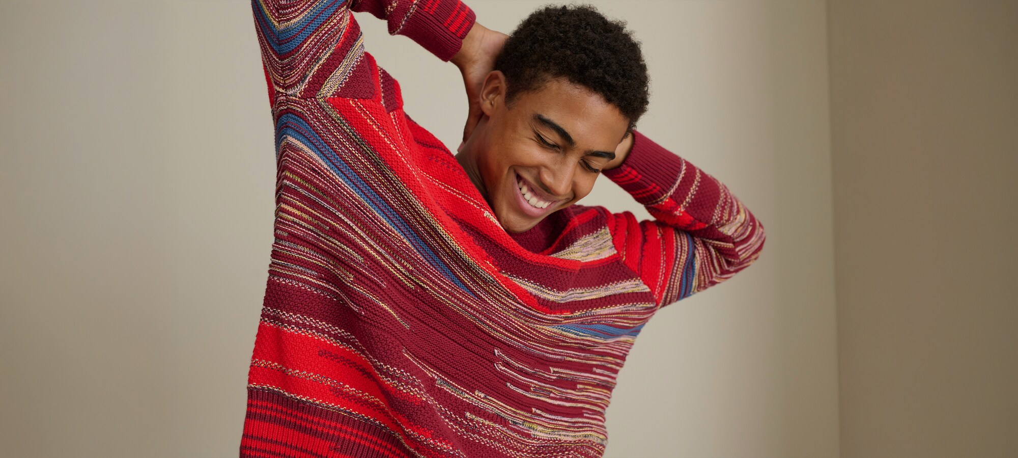 Udobnost se susreće sa stilom u svakom puloveru Ugodno i šik: Puloveri