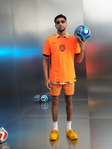 Simo - Netherlands Home Jersey Look