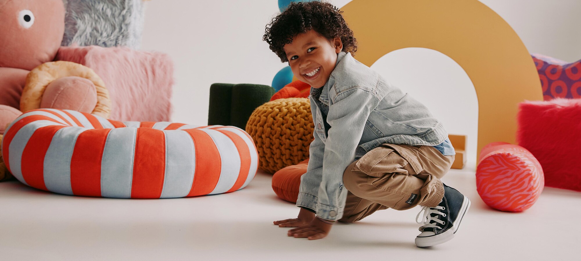 Mokslams, žaidimams ir atradimams Kasdienis mokyklos įvaizdis