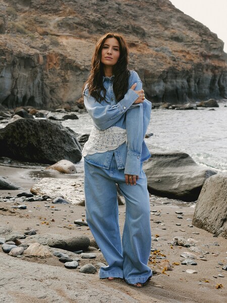 Chryssanthi - Denim Shirt And Jeans Look