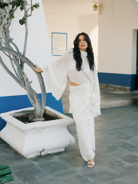 Chryssanthi - White Chiffon Set Look