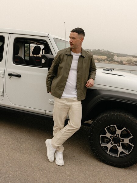 Daniel Fuchs - Casual Between Season Look