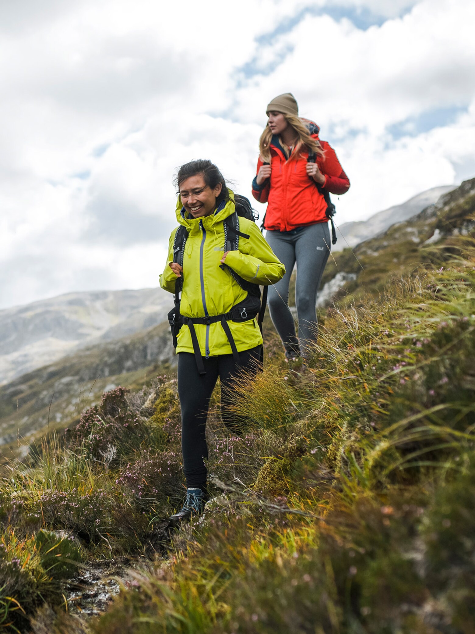 UNITED WE HIKE Jack Wolfskin