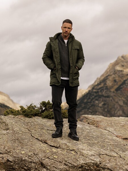 Daniel Fuchs - Rugged Utilitarian Puffer Look