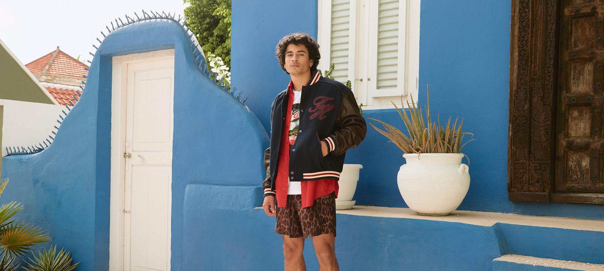 Kevyitä kerroksia lämpeneviin päiviin Uusi kevätunivormu