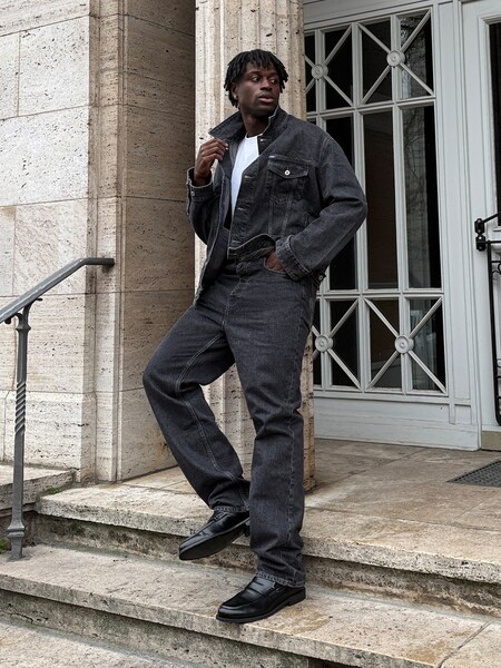 Gaius Okami - Black Denim Look by Hugo Blue