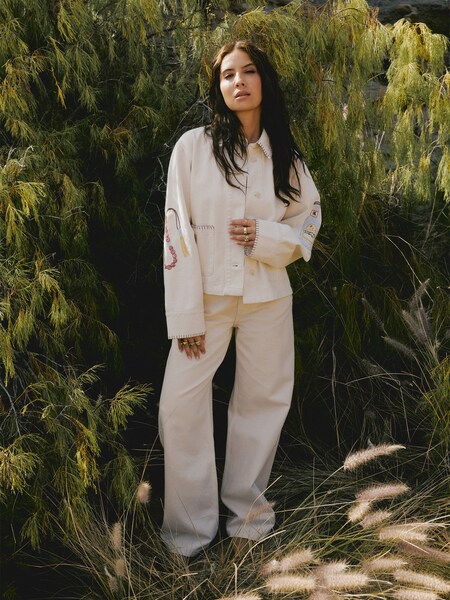 Chryssanthi - Oversized Cream Coastal Look