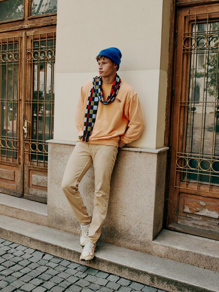 Dominik T - Blue Beanie Look