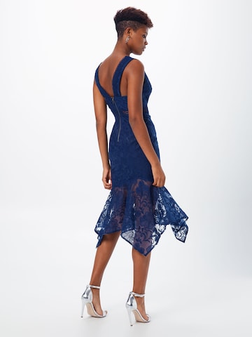 Robe de cocktail 'Chantelle' Love Triangle en bleu : derrière