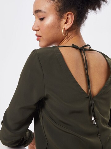 ABOUT YOU Blouse 'Leslie' in Green
