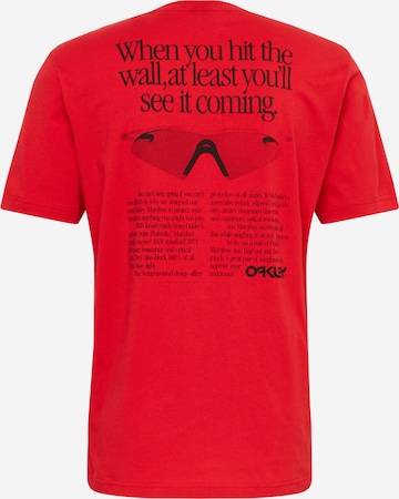 OAKLEY - Ajuste regular Camiseta funcional 'Back Ad Heritage' en rojo