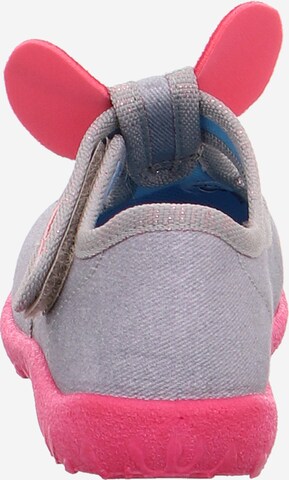 Pantoufle 'Spotty' SUPERFIT en gris