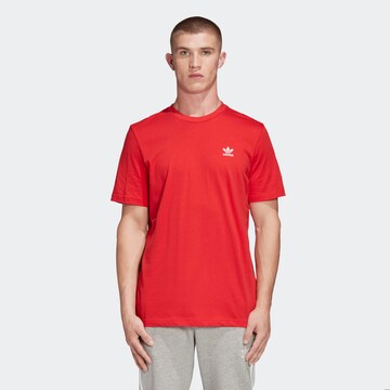 ADIDAS ORIGINALS Regular fit Póló 'Essential' - piros: elől