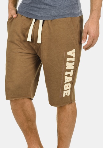 BLEND Regular Pants in Brown: front