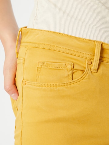 BRAX Slim fit Jeans 'Shakira' in Yellow