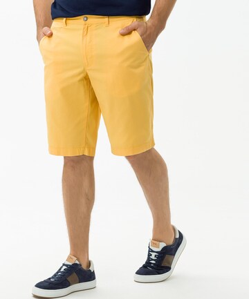 BRAX Regular Shorts 'Bari' in Gelb: predná strana