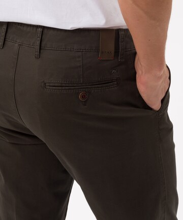 Regular Pantalon chino 'Everest' BRAX en vert