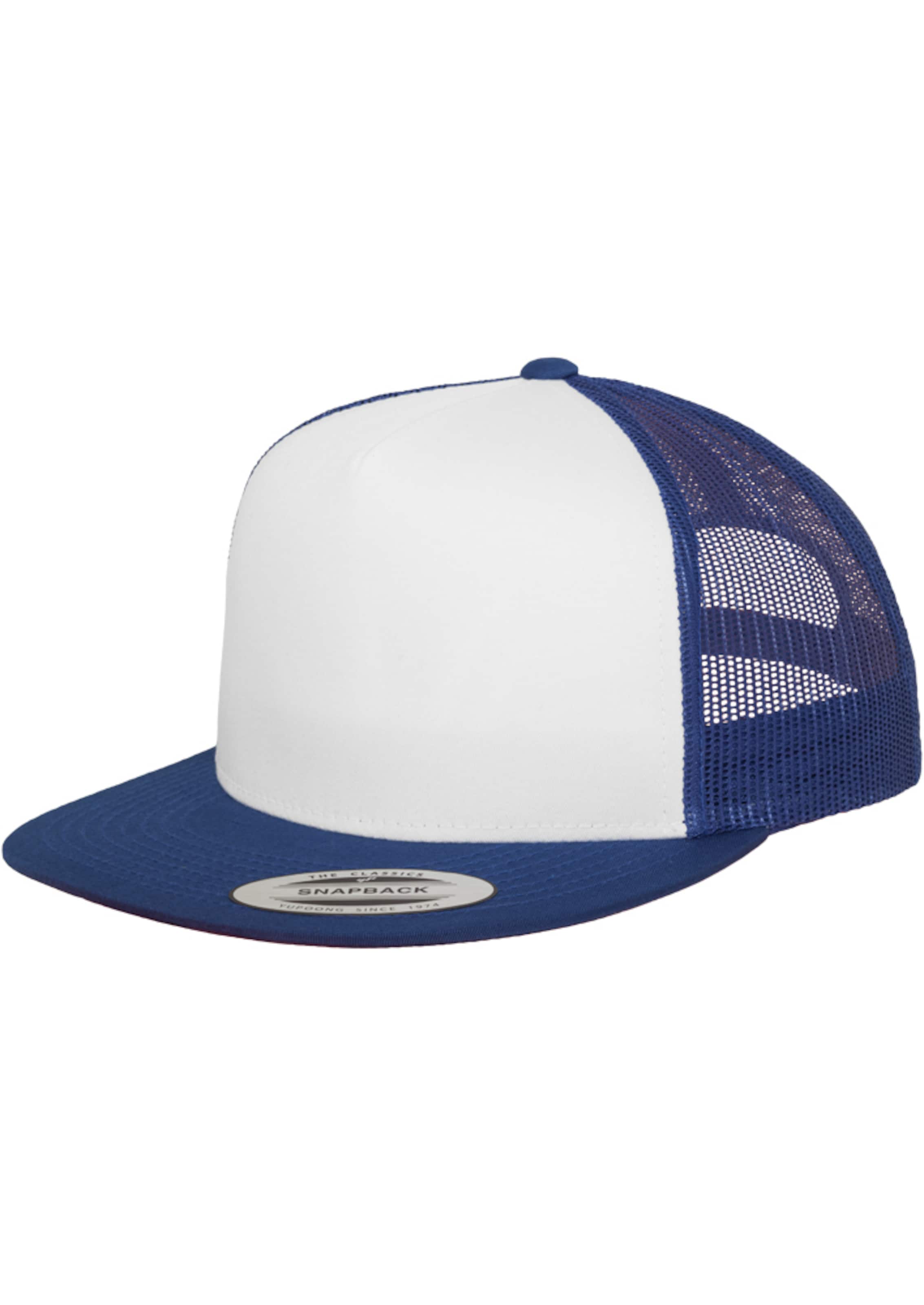 Flexfit Cap in Blue: front