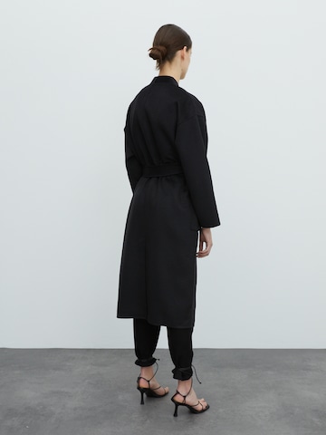 EDITED Between-seasons coat 'Sydney' in Black