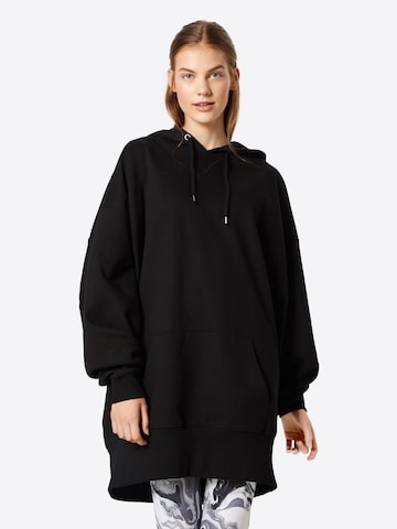 Urban Classics Sweatshirt in Black: front