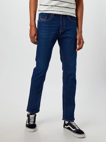 DIESEL Regular Jeans 'Buster' in Blauw: voorkant