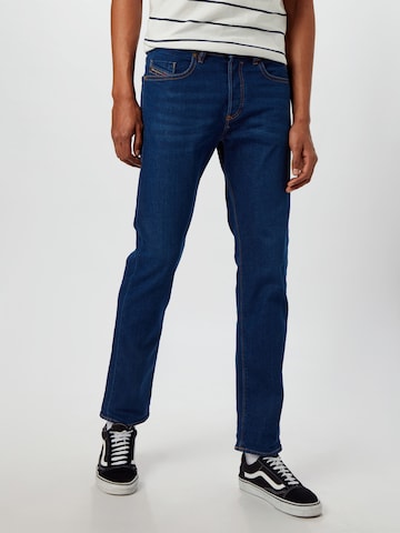 Regular Jean 'Buster' DIESEL en bleu : devant