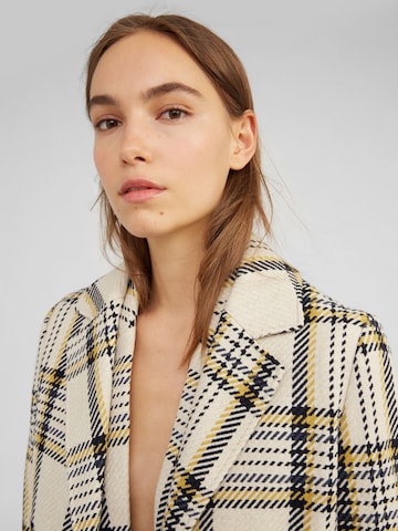 EDITED Between-Seasons Coat 'Graham' in Yellow