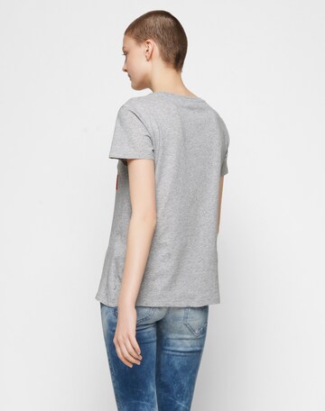 LEVI'S ® Shirt 'The Perfect Tee' in Grijs