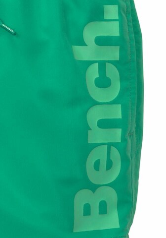 Shorts de bain BENCH en vert