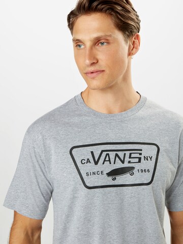 VANS Тениска 'Full Patch' в сиво