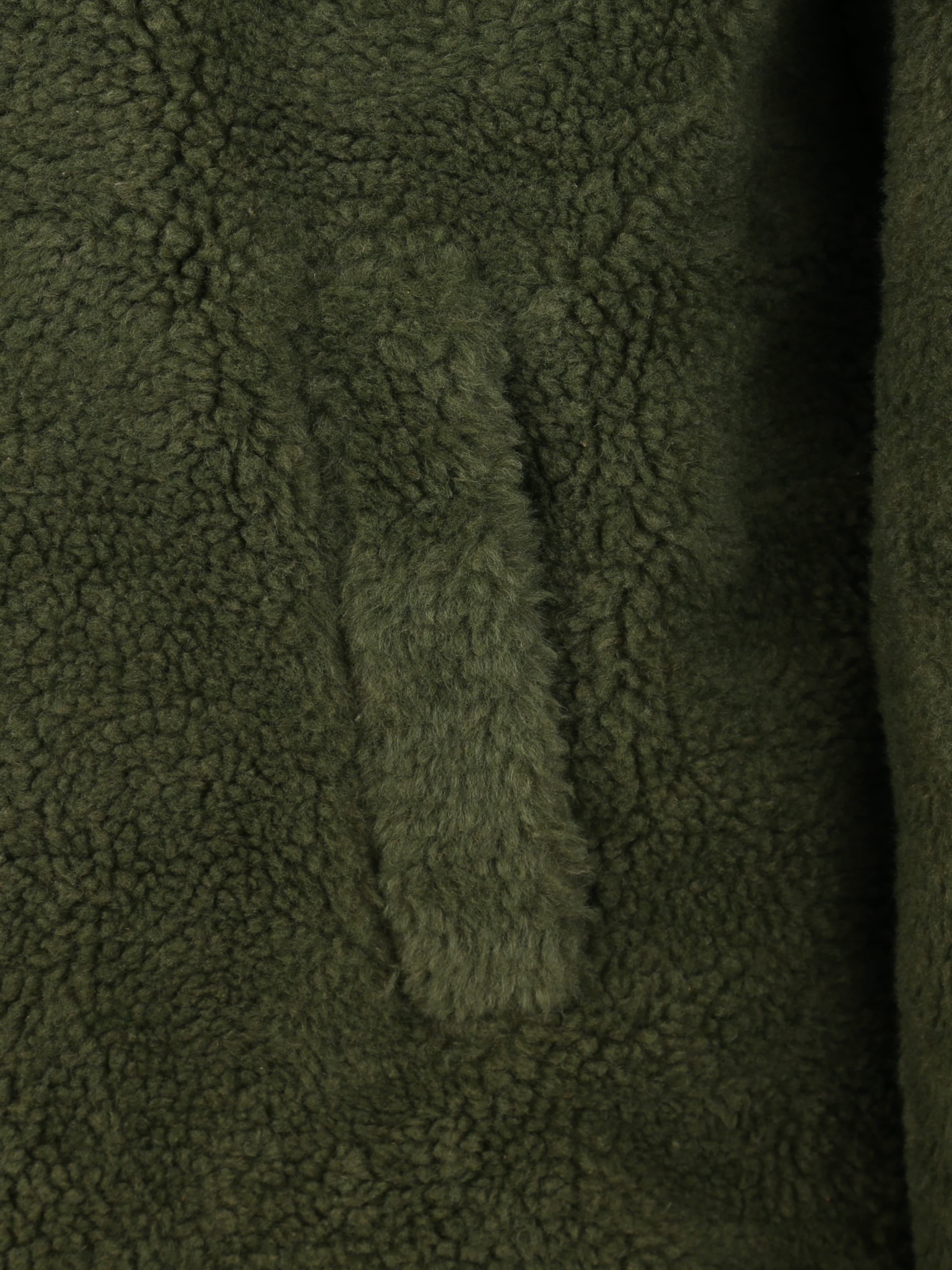 Urban ClassicsPrijelazni kaput 'Sherpa' - zelena boja