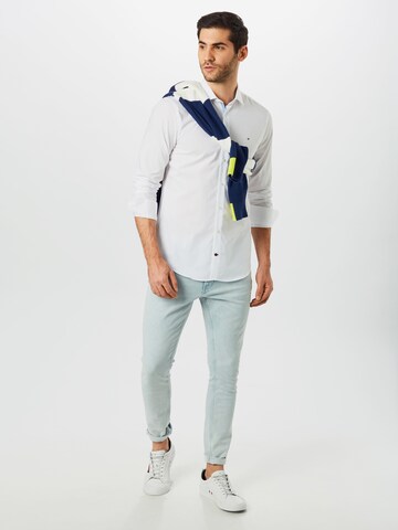 Coupe regular Chemise TOMMY HILFIGER en blanc