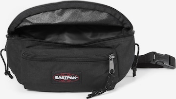EASTPAK حقيبة بحزام بلون أسود