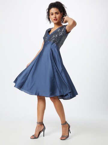 SWING Kleid in Blau