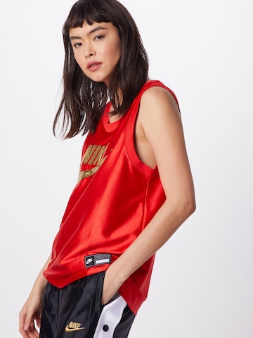 Nike Sportswear Top in Red