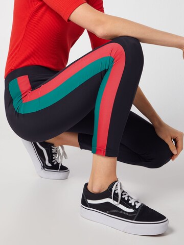 Urban Classics Skinny Legíny – černá