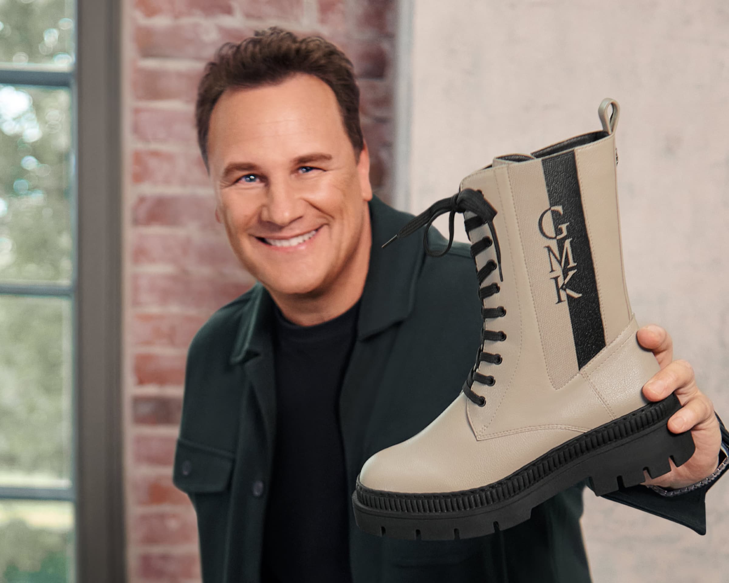 Marco tozzi deals wedges
