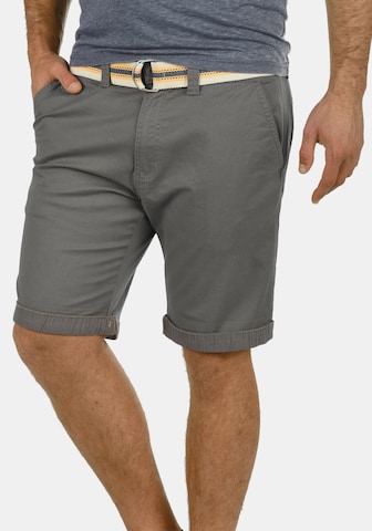 regular Pantaloni chino 'Lagos' di !Solid in grigio: frontale