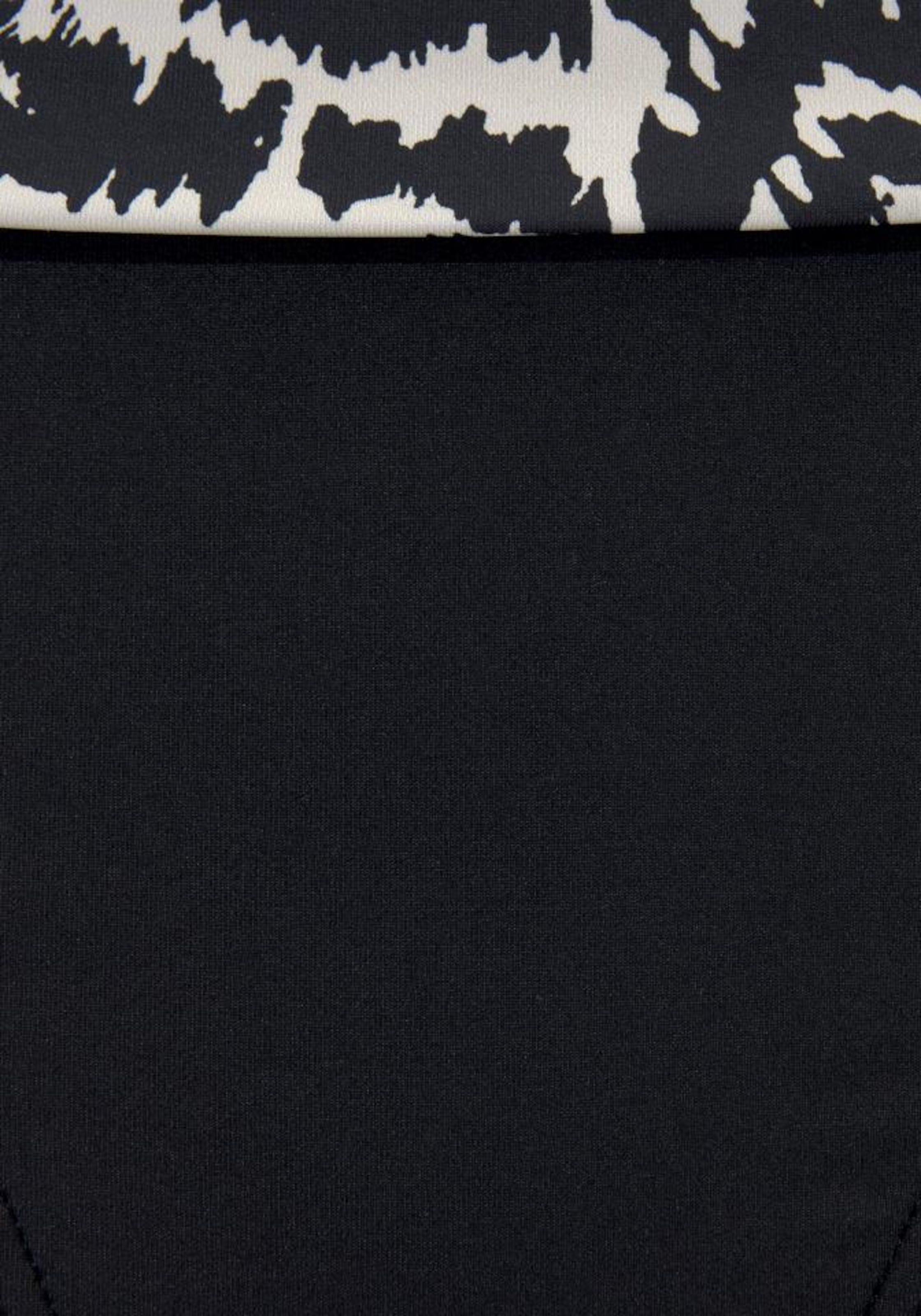 Slip bikini di LASCANA in nero